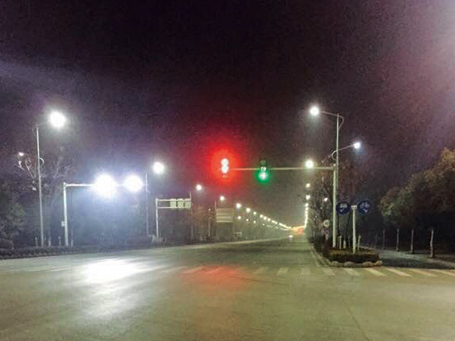 徐州閩江路125W，UST路燈效果